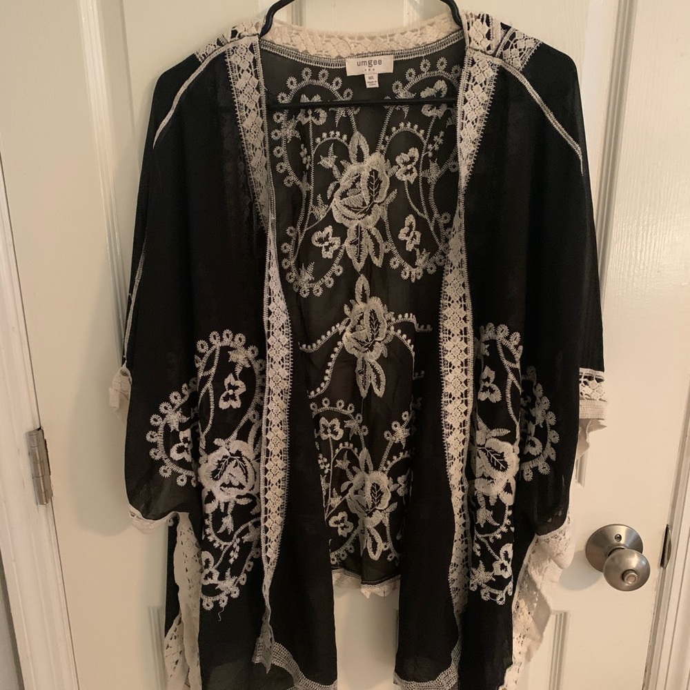Umgee Kimono